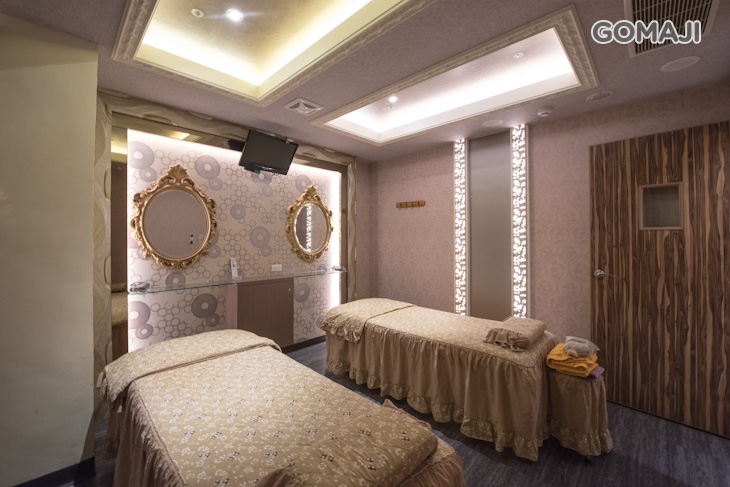 嘉年華美容足體館