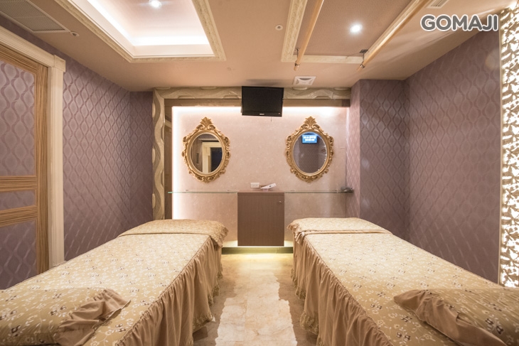 嘉年華美容足體館