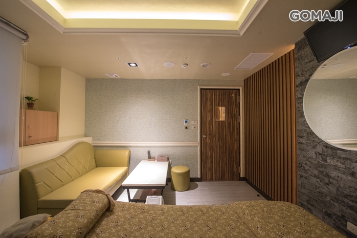 嘉年華美容足體館