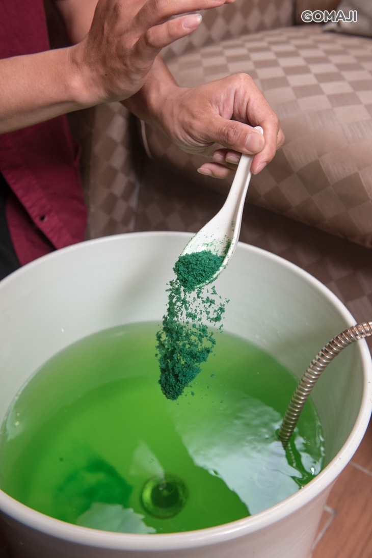 足湯泡腳(同步進行頭肩頸放鬆按摩)