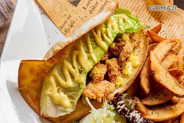 蜂蜜芥末雞米花起士酥餅(附冰咖啡) 