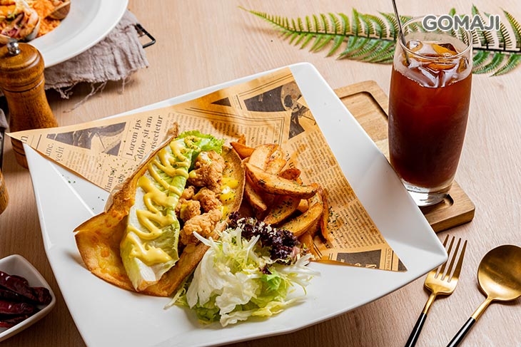 蜂蜜芥末雞米花起士酥餅(附冰咖啡) 