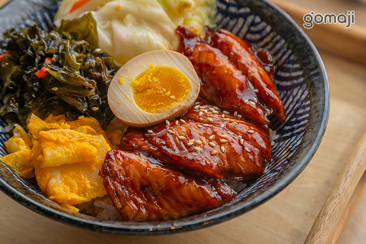 蒲燒鯛魚丼