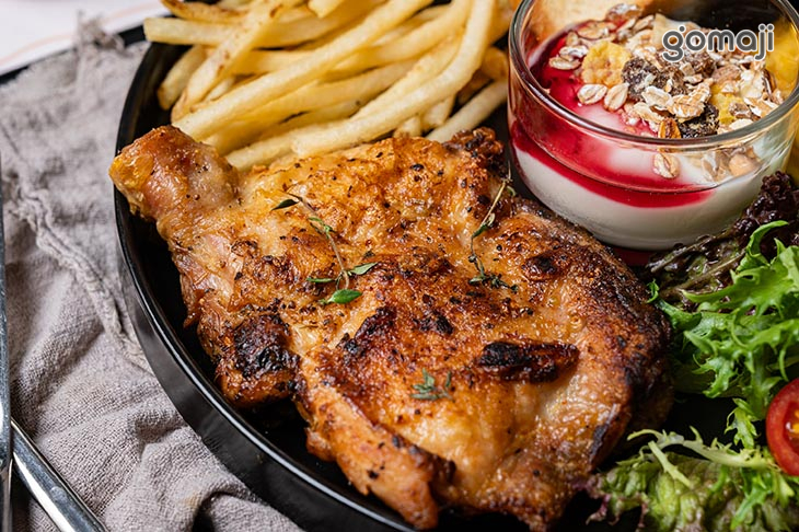 早餐盤-秘製義式香料雞腿排