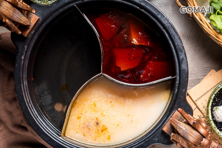 四川麻辣+大骨清湯+清水