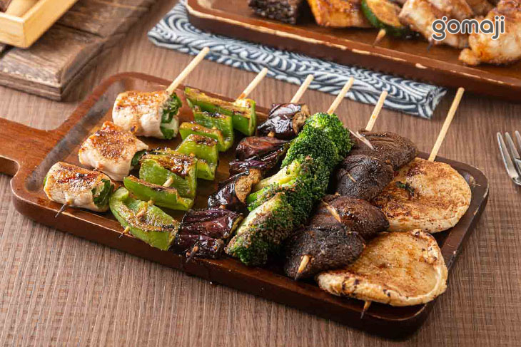 青蔥豬肉捲,青椒,茄子,花椰菜,香菇,甜不辣