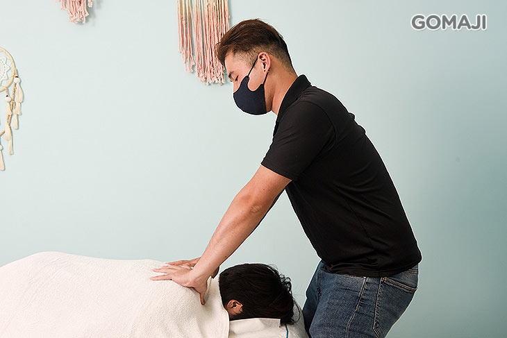 全身經絡筋膜順氣舒緩疲勞放鬆指壓按摩(含肩頸、手臂、背部、腰部、大小腿)