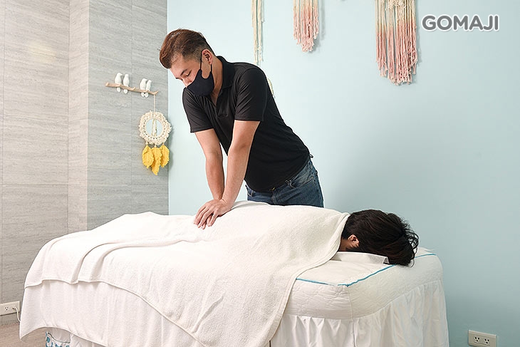 全身經絡筋膜順氣舒緩疲勞放鬆指壓按摩(含肩頸、手臂、背部、腰部、大小腿)