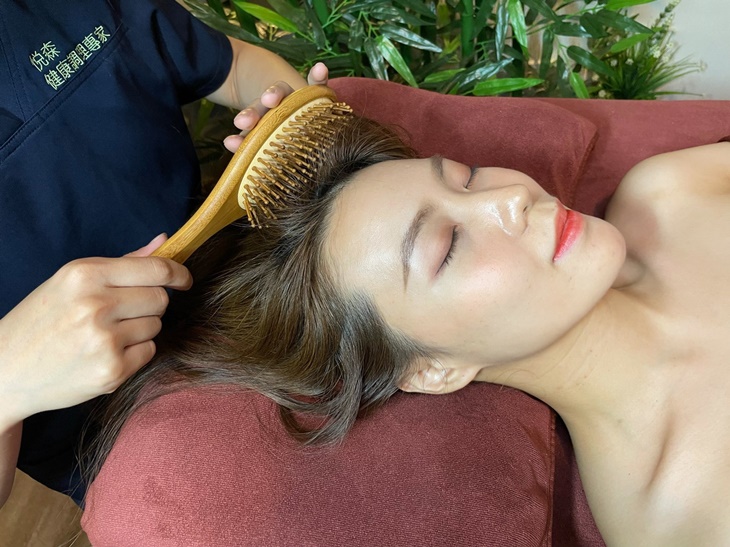 頭部梳眠排氣