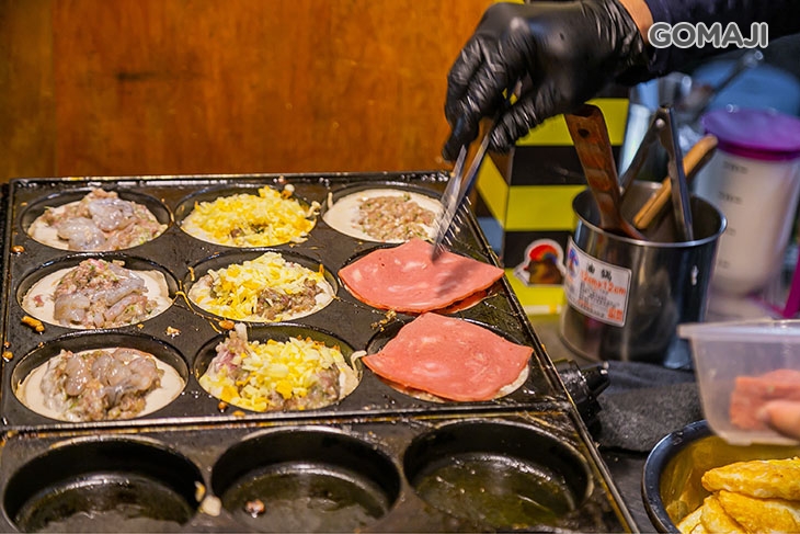 全是柴蔥蛋肉堡