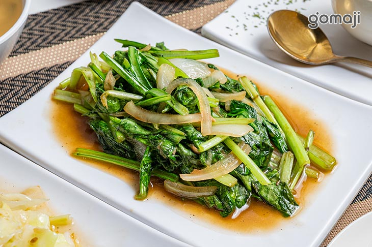 高麗菜、在地季節蔬菜、蒸蛋