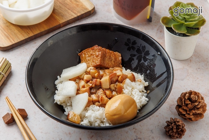 糖心蛋滷肉飯