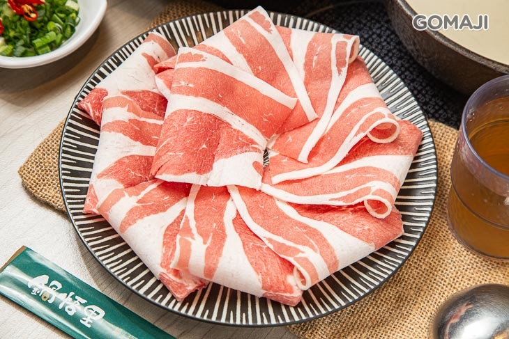 鍋悟里牛五花
