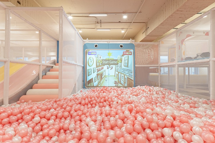 270坪空間兒童遊樂室