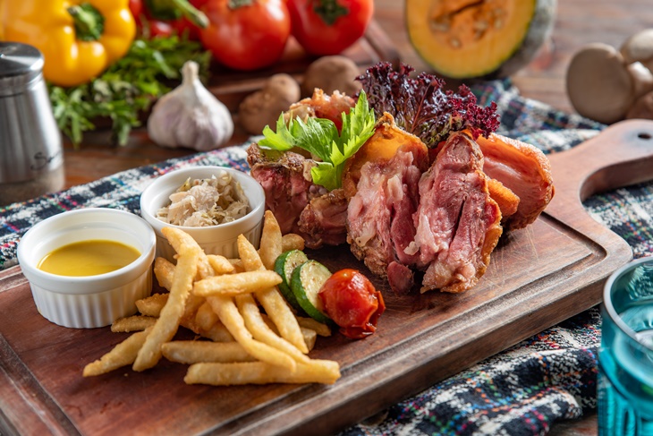 Sunny Queen陽光皇后義式餐廳 脆皮德國豬腳