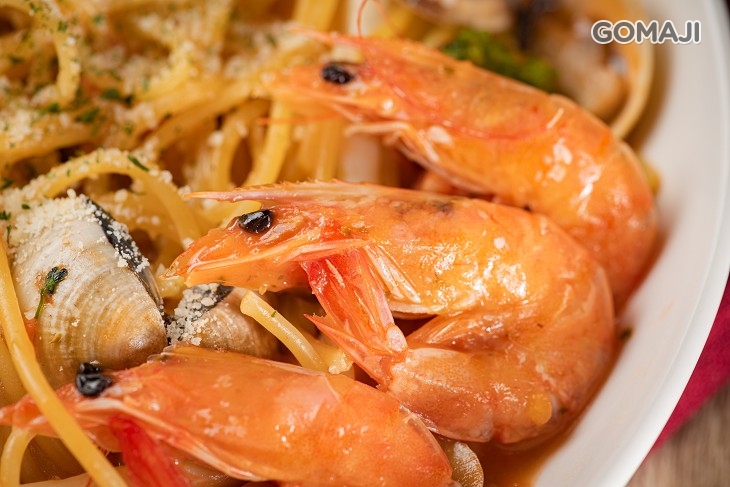 豪華海鮮蕃茄紅醬義大利麵 