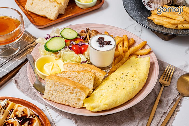 歐文蛋捲早餐盤