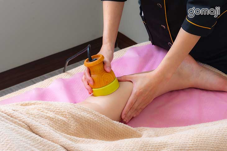 放鬆背部指壓(舒緩緊繃肌肉)