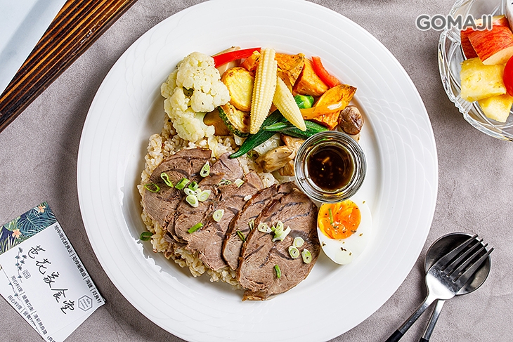 果香鮮蔬燉牛腱(藜麥糙米飯+溫沙拉+機能好蛋)