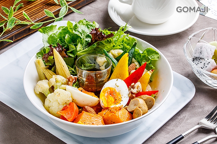 紅酒油醋時令溫沙拉