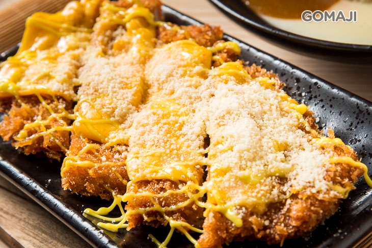 招牌起司里脊豬排飯＆雙醬咖喱