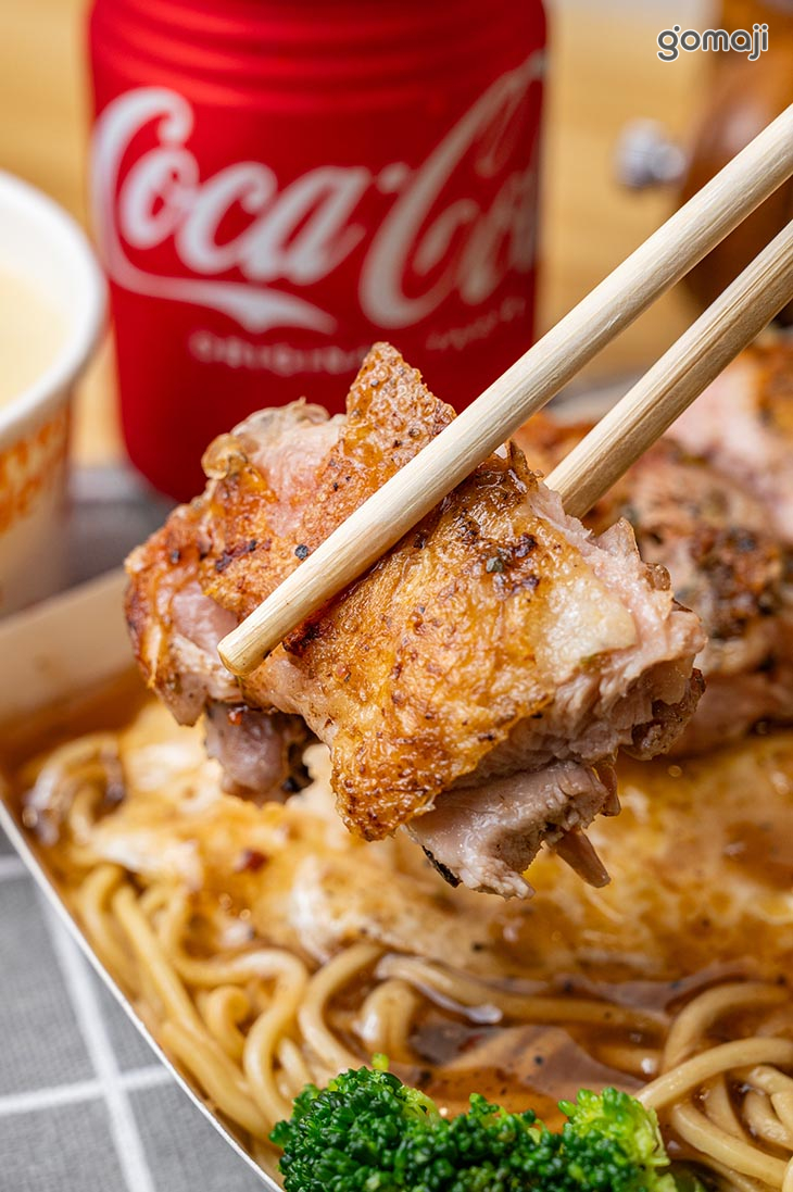 香草脆皮雞腿排