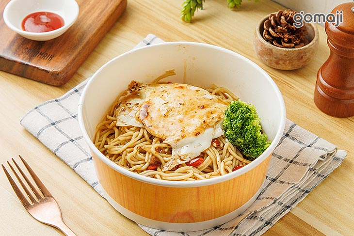 香Q鐵板麵/飯 二選一