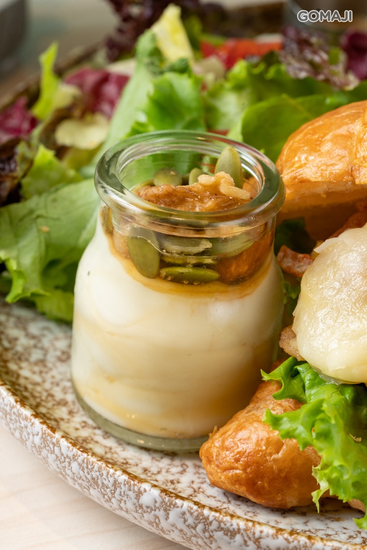 熔岩起司泡菜燒肉可頌堡