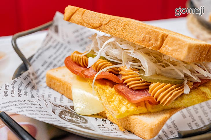 MVP 花生醬培根起司蛋