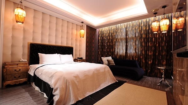 麗心時尚精品旅館