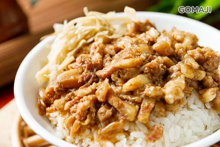 魯肉飯 