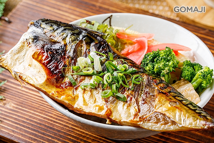 挪威頂級白腹鯖魚丼
