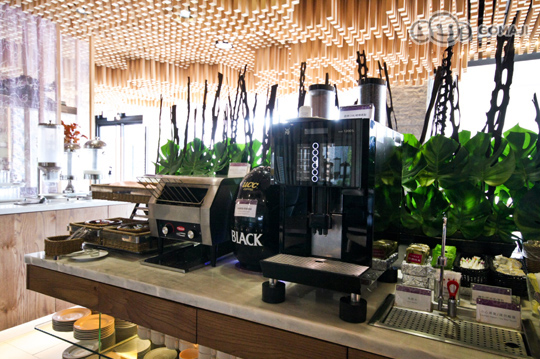 花見西餐廳自助式吃到飽活力早餐
