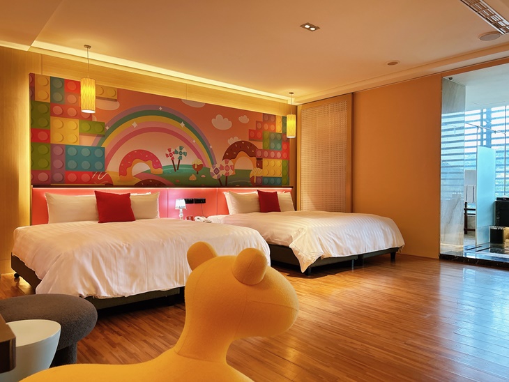 升等親子主題房