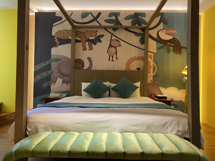 升等親子主題房