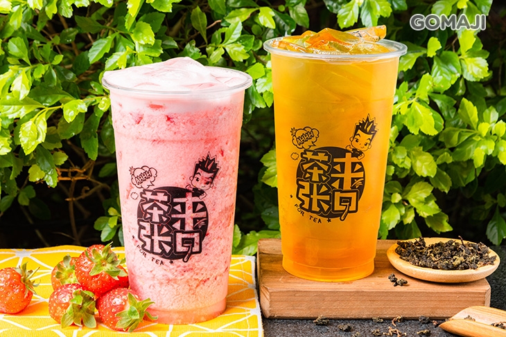 草莓優格奶+爺爺泡的茶