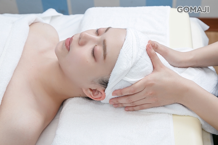 頭肩頸放鬆按摩