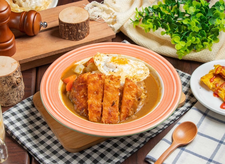 黃金蝦排咖哩燴飯