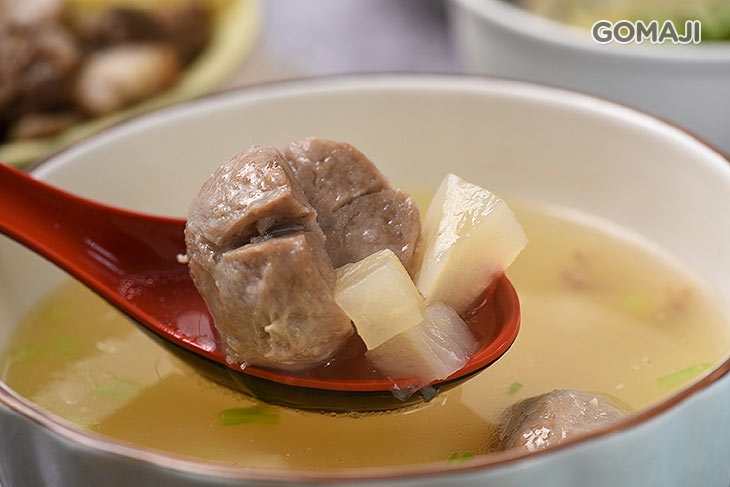 蘿蔔排骨貢丸湯