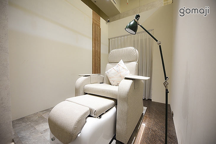 Gleaming nail 茗茗藝術製甲