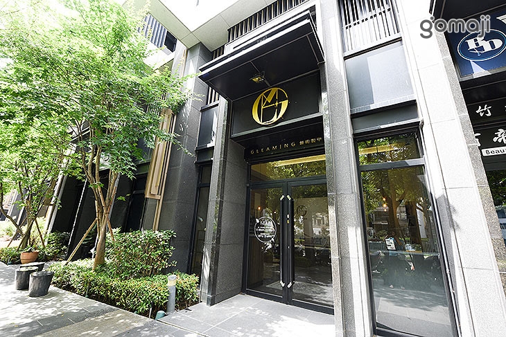 Gleaming nail 茗茗藝術製甲