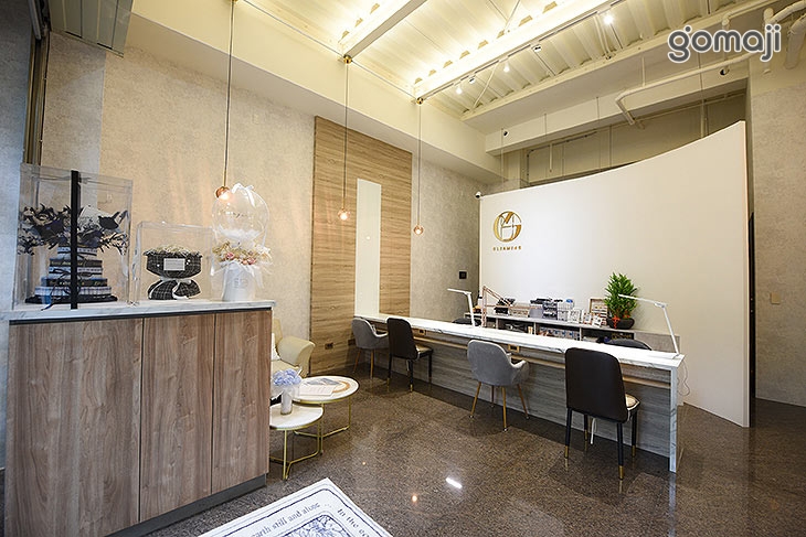 Gleaming nail 茗茗藝術製甲