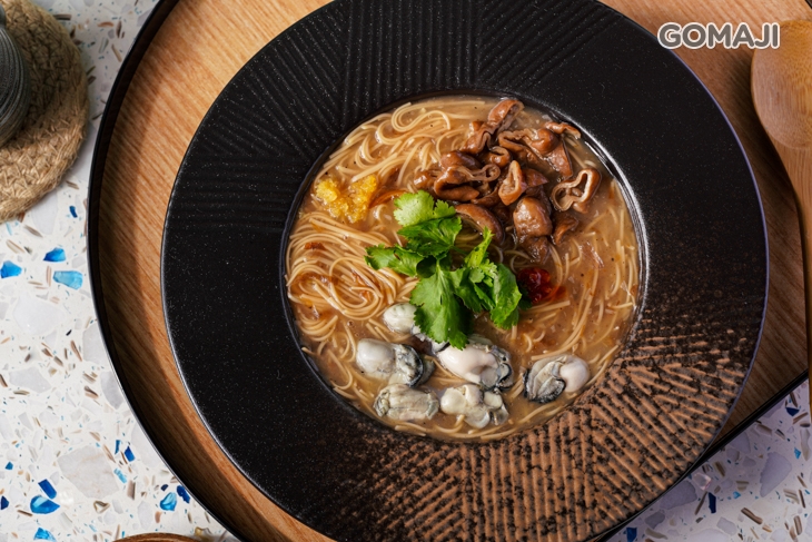 大腸蚵仔麵线