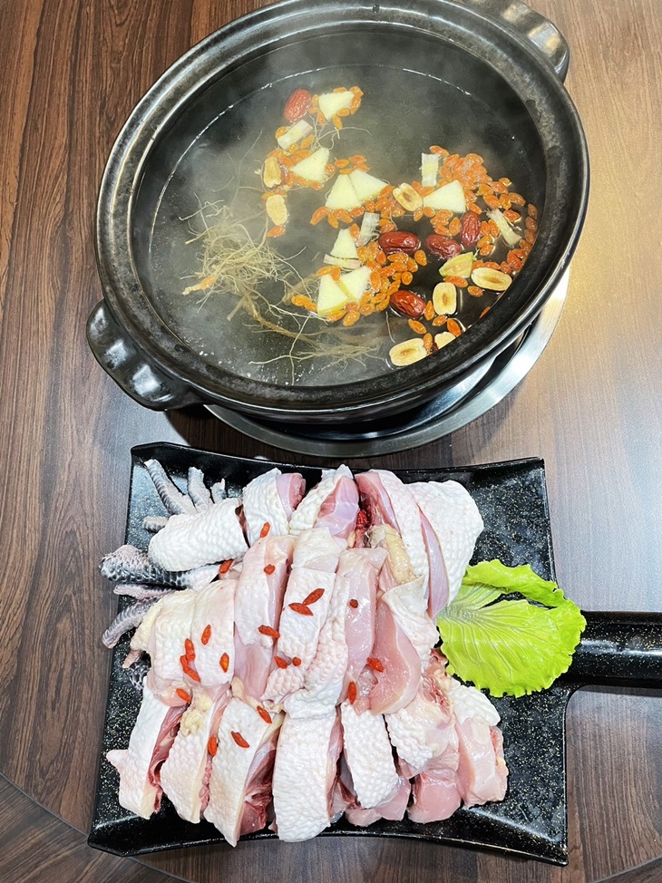 養生砂鍋雞