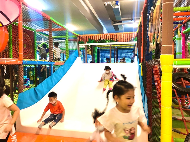 室內遊樂場