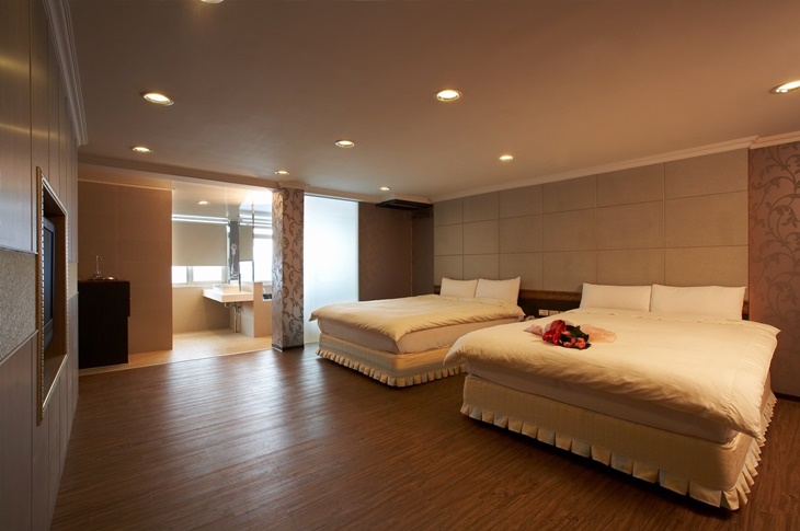 雅致 3+1 房湯屋