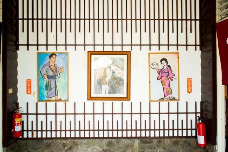 溫泉裸湯