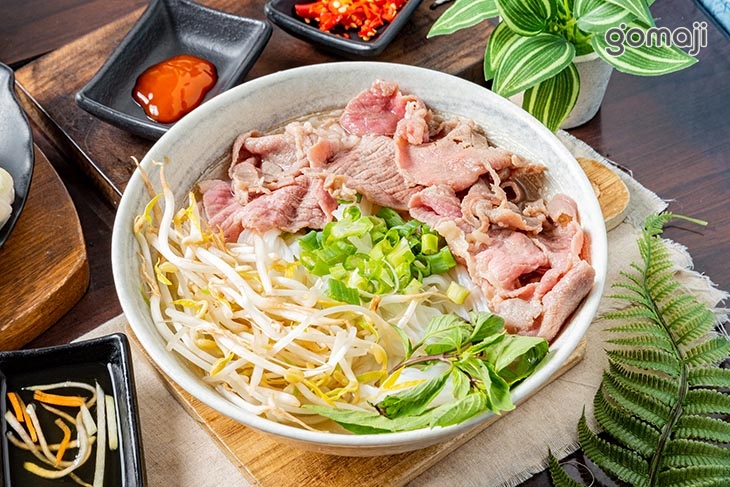 鮮牛肉河粉