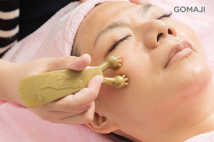 超有感臉部深層鬆筋(搭配蝸牛鬆筋按摩棒+高壓氧急救精華油)