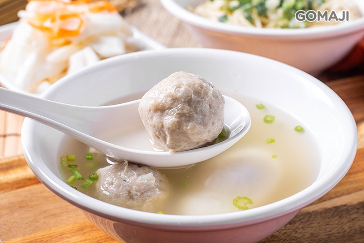 小虱目魚丸湯加蛋